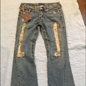 NWT true religion destroyed jeans
